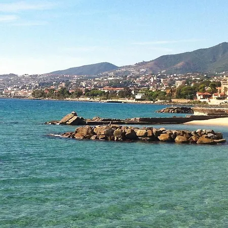 Cycling Pool Tennis Relax In Italia San Remo